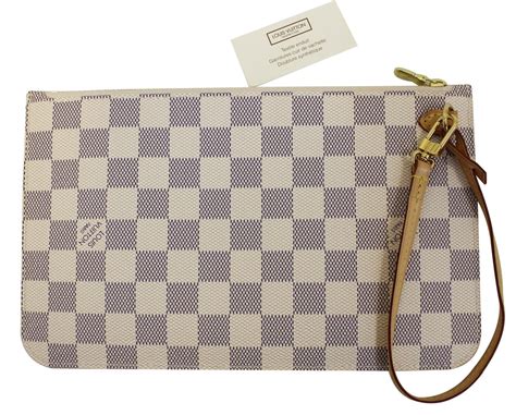 louis vuitton pauchetta|louis vuitton pochette wristlet.